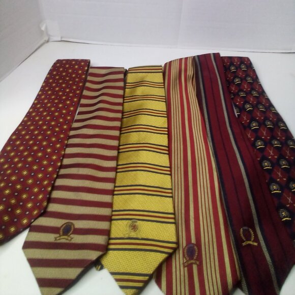Tommy Hilfiger Ties Lot of 6 100% Italian Silk Red Blue Gold - Picture 1 of 12